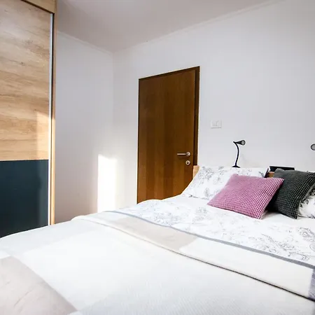 House David * ポドチェトルテク